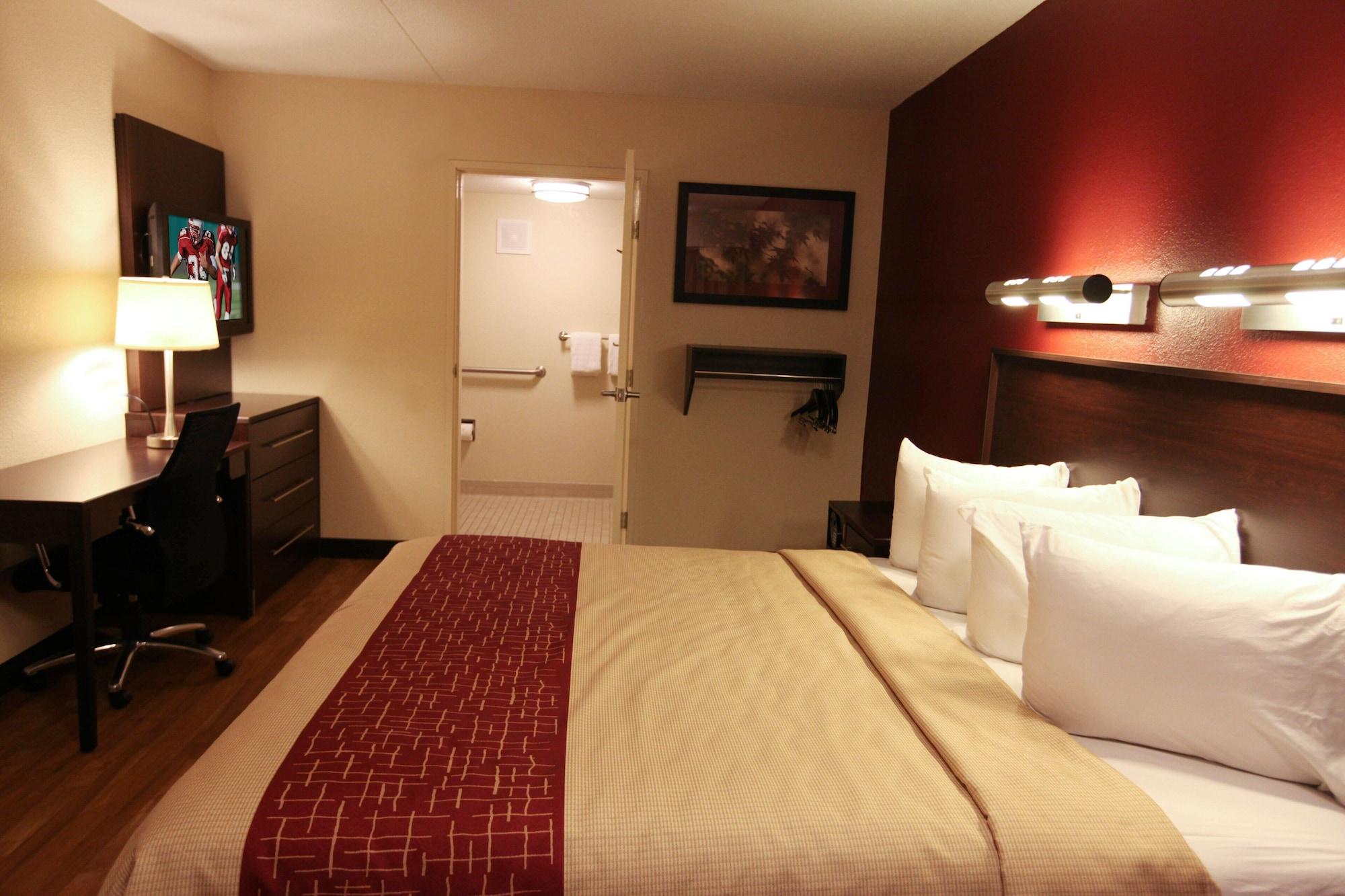 Red Roof Inn Plus+ Philadelphia Airport Essington Exteriör bild