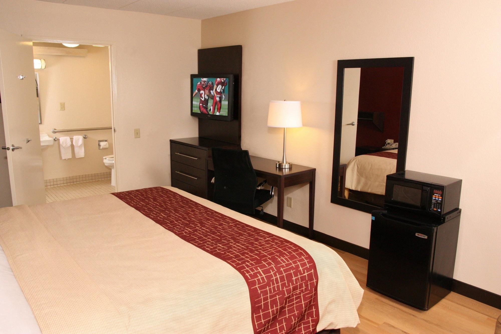 Red Roof Inn Plus+ Philadelphia Airport Essington Exteriör bild