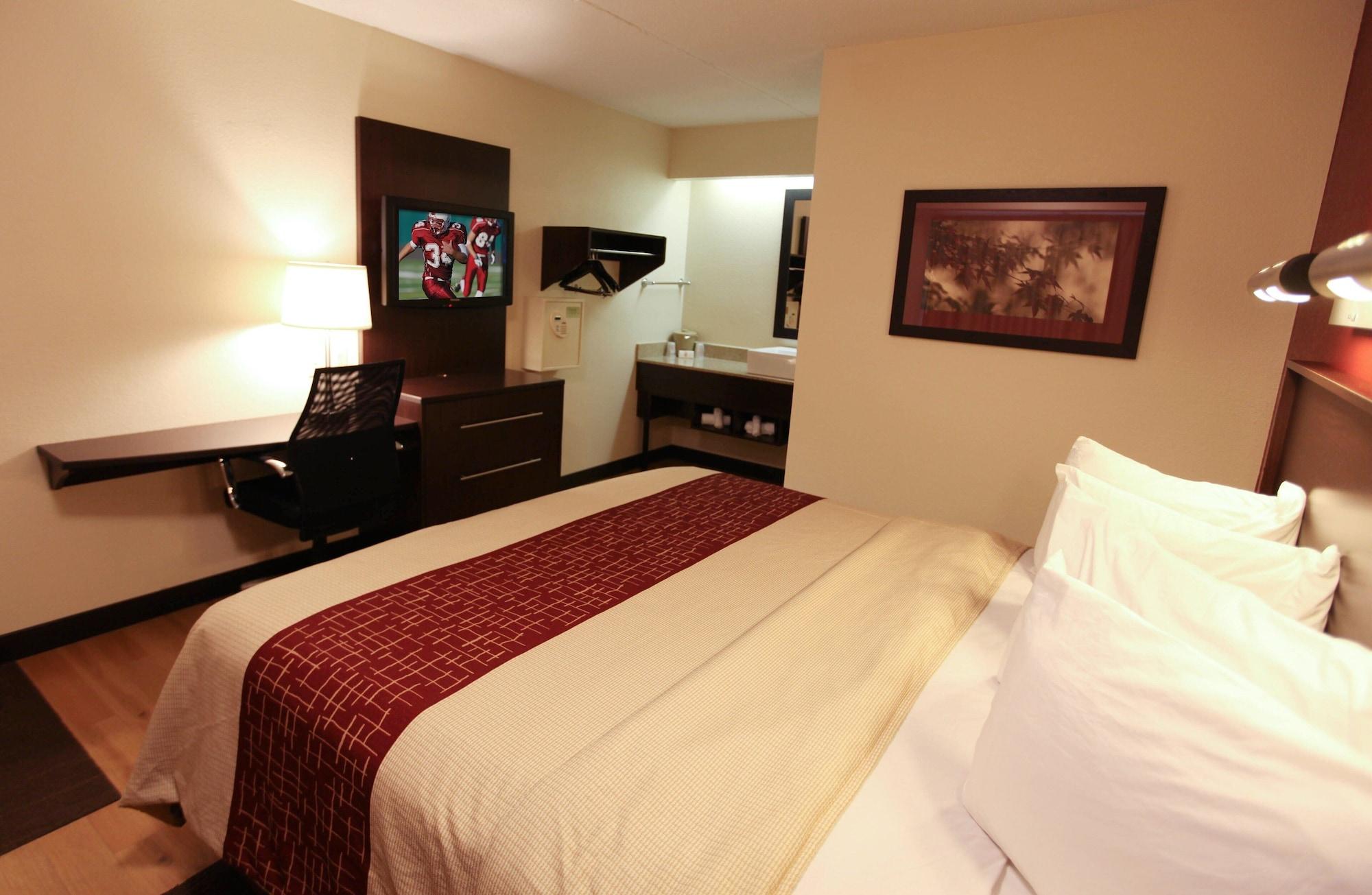 Red Roof Inn Plus+ Philadelphia Airport Essington Exteriör bild