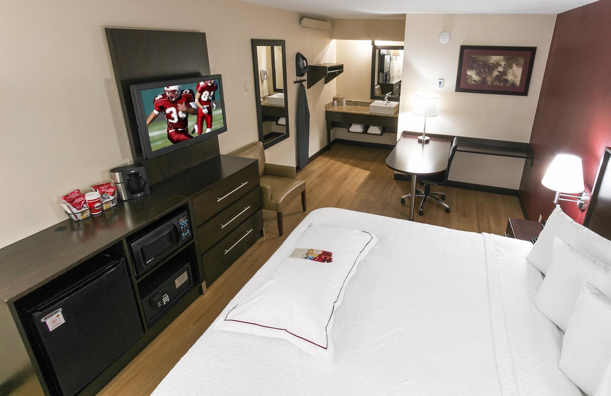 Red Roof Inn Plus+ Philadelphia Airport Essington Exteriör bild