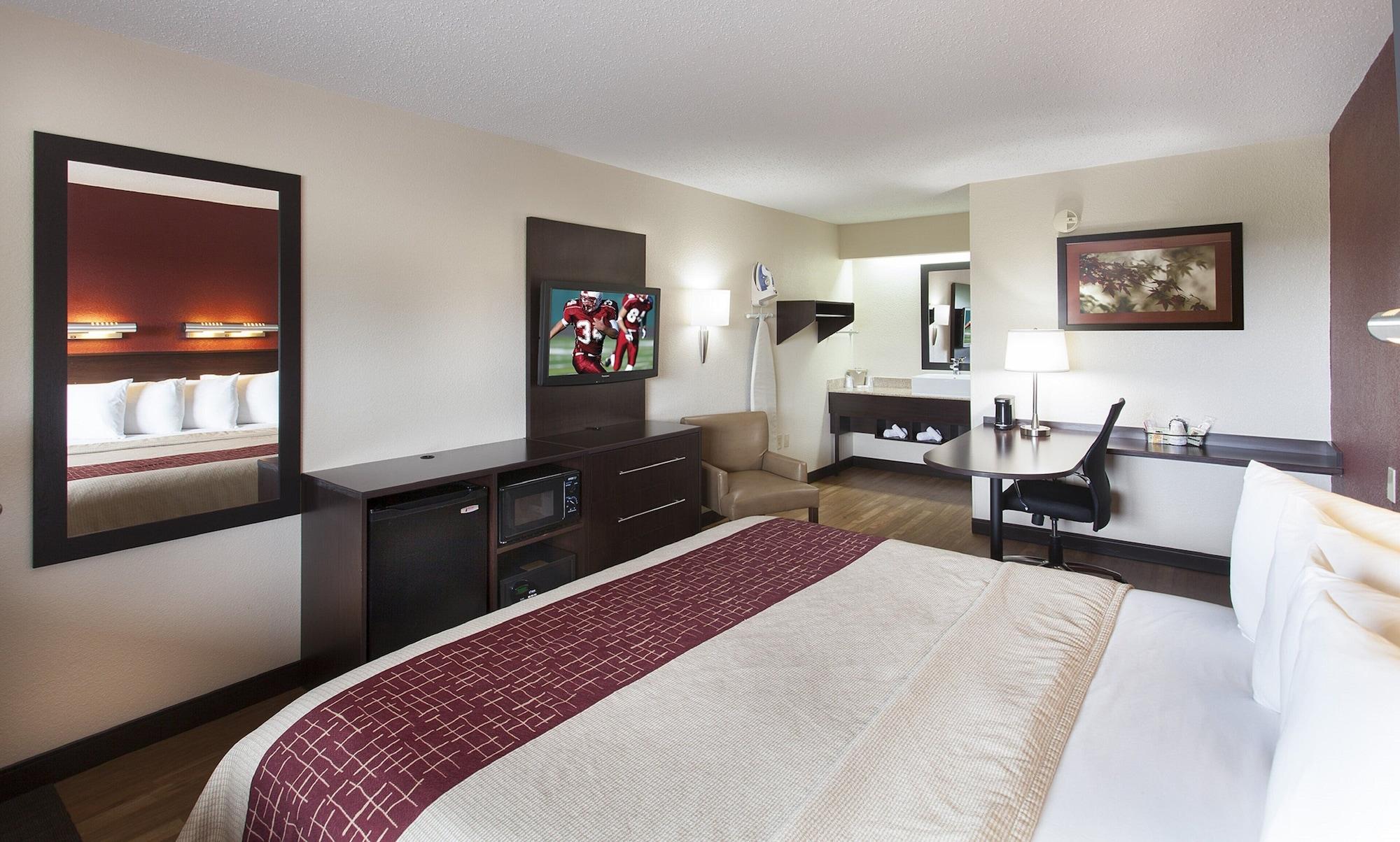 Red Roof Inn Plus+ Philadelphia Airport Essington Exteriör bild